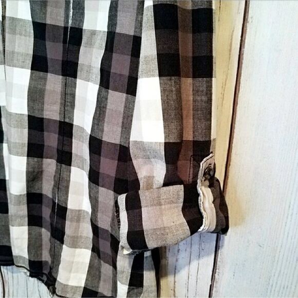 Maurices Plaid Embellished Button Down Shirt Medium - Picture 5 of 8